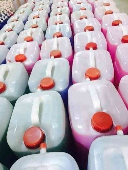 احجز العرض الاقتصادي من منظفات فلور فور FLOWER FOUR
عرض الـ25  الف 😁
           زبائنا الكرام يتكون العرض من 👇
🔴 جلكان 20 لتر سائل غسيل الملابس للغسالات الاوتوماتيك والعادية

🔴جلكان 20 لتر سائل غسيل الصحون 

🪩 دبه 3 لتر   هدية 🎁 معطر عام للملابس والمفروشات والارضيات تمتع بعطر المنزل الفواح + دبه 3 لتر هدية 🎁 معطر ملابس مركز 

كل هذا بسعر 25الف 😍 والتوصيل مجاني داخل مركز البصرة فقط ..سارع بالحجز ليصلك المنتج بأسرع وقت ممكن 💯

زبائننا الكرام  .. شرط فحص المنتج قبل مغادرة المندوب في حال لم يعجبكم المنتج يتم الاسترجاع

للحجز والاستفسار عنوانكم ورقم الهاتف على خاص الصفحة او مراسلة رقم خدمة الزبائن واتس اب 👇
                            ***********☎️📞 البصرة
