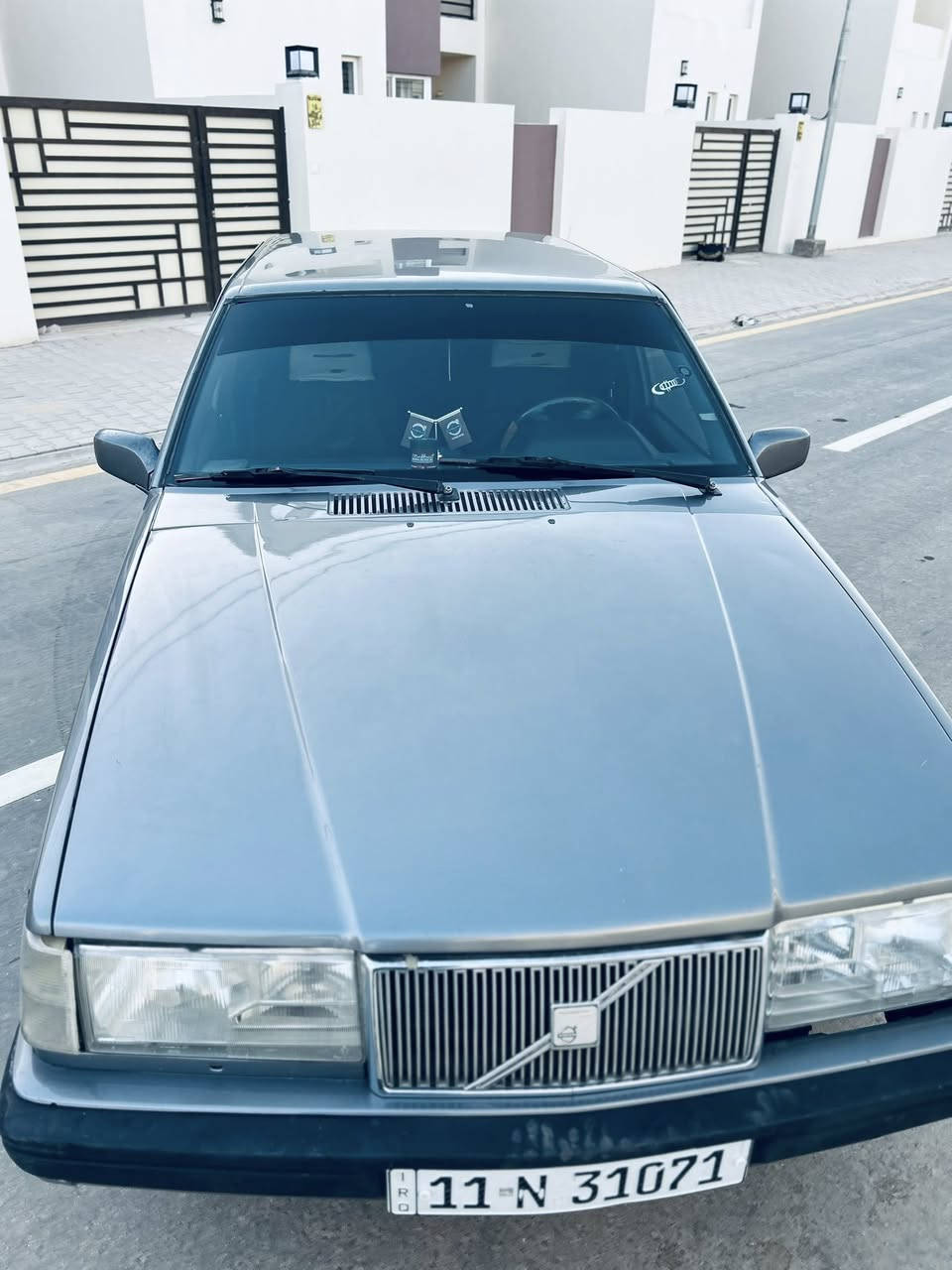 اللهم صل على محمد وآل محمد 
فالفو موديل ١٩٩٢  السياره جاهزه مجهزه 
تبريد ثلج حداديه جديده بالكارتون 
مكينه وكير مكفولات 
السياره متعوب عليها هواي مال جناي تخم تاير جديد 
السياره حجمها ٩٤٠ السياره فول مواصفات ماعدا الفتحه 
سنويه جديده بأسمي رقم انكليزي بغداد 
عنوان النجف الاشرف 
اني مكلف بالنشر  
للإستفسار الاتصال بالرقم ***********
***********
