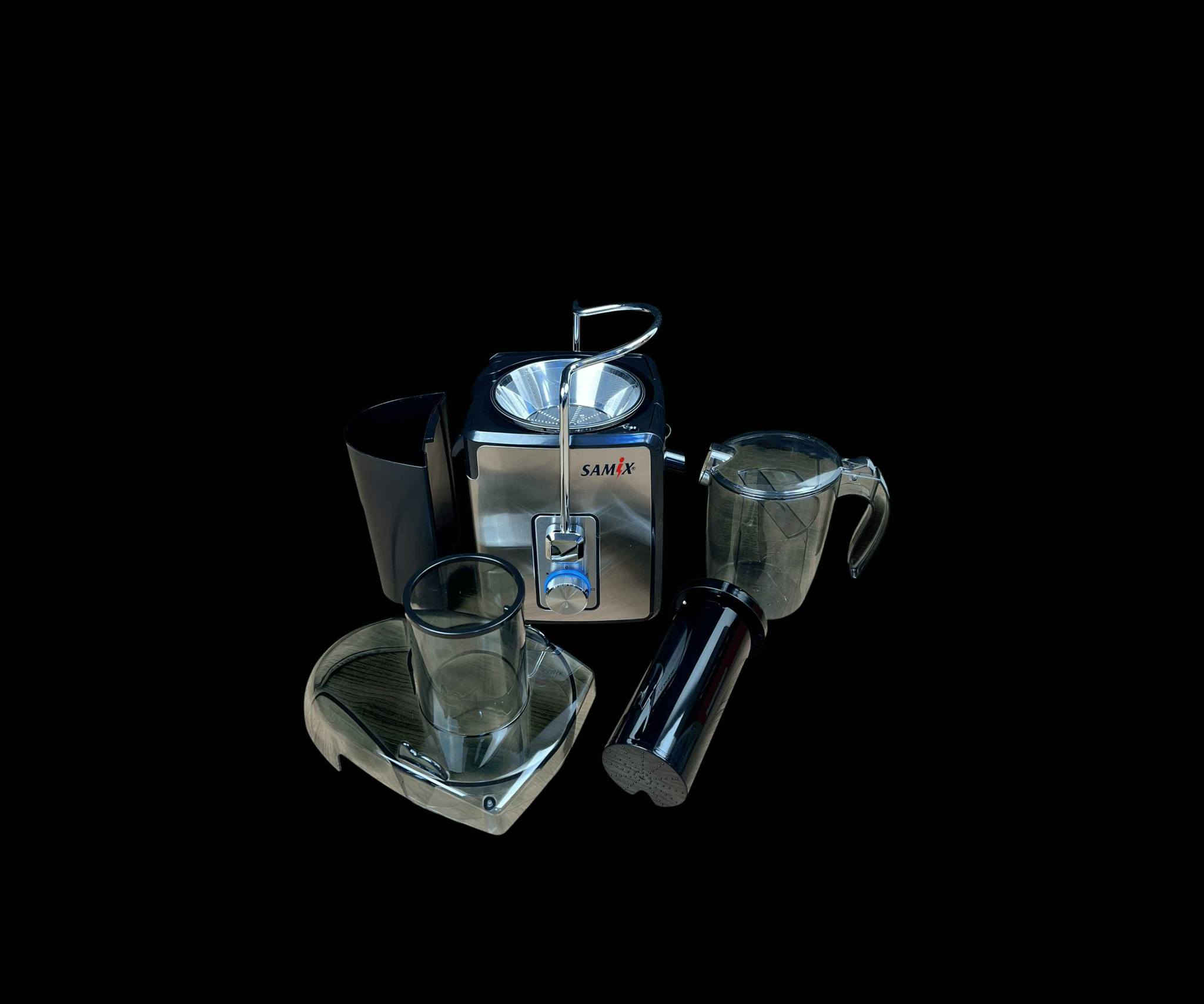 معصارة الفواكه ماركة SAMIX

المميزات

محرك نحاسي قوي بقدرة 700 واط

يمنحك أداءً فائقًا لاستخلاص أكبر كمية من العصير بسرعة وكفاءة، مع نظام حماية من ارتفاع الحرارة لضمان عمر طويل للجهاز

فوهة إدخال واسعة 75 ملم

تصميم واسع يسمح بإدخال الفواكه والخضروات كاملة دون الحاجة إلى التقطيع المسبق، مما يوفر الوقت والجهد

سرعتان لاستخلاص العصير

السرعة الأولى: مناسبة للفواكه الطرية مثل البرتقال، البطيخ، والعنب

السرعة الثانية: مثالية للفواكه والخضروات الصلبة مثل الجزر، التفاح، والزنجبيل

فلتر شبكي من الستانلس ستيل

مصنوع من الفولاذ المقاوم للصدأ، مما يضمن استخلاص عصير نقي وصحي دون شوائب

حاوية لب كبيرة بسعة 1200 مل

تتيح لك تحضير كميات كبيرة من العصير دون الحاجة إلى تفريغ اللب باستمرار

سهولة التنظيف والتخزين

أجزاء العصارة قابلة للفك والتركيب، مما يجعل تنظيفها سريعًا وسهلاً

تحتوي على وعاء لب قابل للإزالة لتسهيل عملية التنظيف

تصميم أنيق ومتين

هيكل من الستانلس ستيل عالي الجودة يمنح العصارة مظهرًا عصريًا وأنيقًا

قاعدة ثابتة تمنع الاهتزاز أثناء التشغيل

تشغيل آمن وسهل الاستخدام

مزودة بقفل أمان يمنع التشغيل غير المقصود

قاعدة مقاومة للانزلاق لضمان استقرار الجهاز أثناء الاستخدام

ضمان لمدة سنة من تاريخ الشراء

المواصفات الفنية

الجهد الكهربائي: 220-240V، 50-60Hz

سعة حاوية العصير1000 مل

مادة الفلتر والإطار ستانلس ستيل

توصيل بغداد 3الاف محافظات 5الاف بغداد, العراق


**إذا كنت صاحب هذا الإعلان وتريد حذفه لأي سبب، رجاءا أرسل رسالة إلى الدعم الفني**