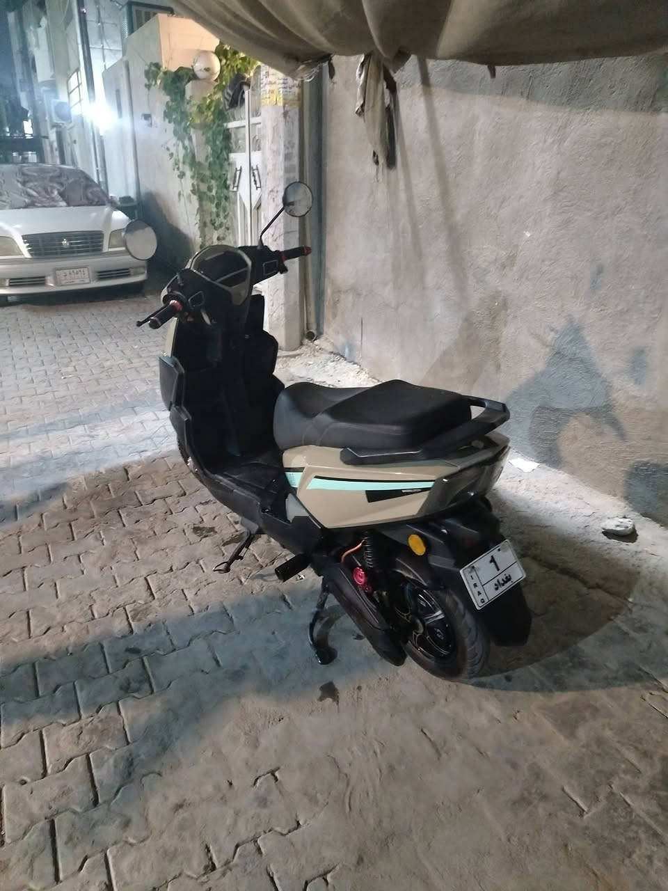 سلام عليكم
دراجه شحن للبيع موديل 2024
العنوان الحريه
السعر 600 وبيها مجال
***********

