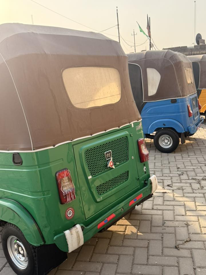 سلام عليكم تكتك مكفوله مكينه واكسل مرقمه بسمي تحويل ثاني يوم مكاني مدينه الصدر تقاطع كسره وعطش***********
