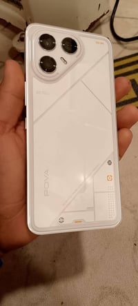 جهاز البيع  بوفه + الذاكرة 256 بعده جديد استخدام 20 يوم  الرقم 0786474...