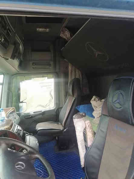 لبيع اكتروز موديل 2004 سنكل خلفي مكين 44 25 لا صرف وله بخار عربانه وراس مكان ديالى طول عربانه 1310   هذه رقمي ***********
