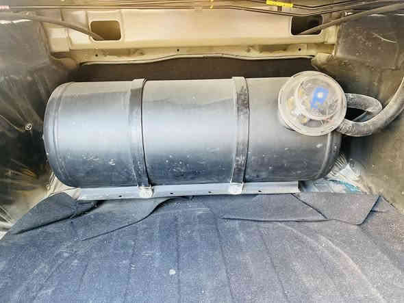 السلام عليكم للبيع منضومه غاز كامله مال النترا 23 المكان بغداد المدائن ‭0772 947 0554‬
