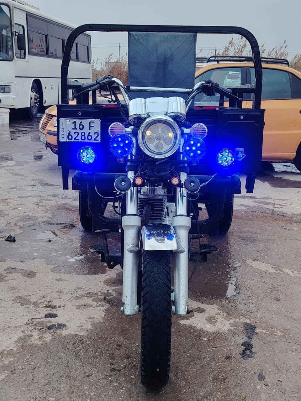 السلام  عليكم  ستوته. لبيع.  22 مديل  رقم وسنويه رقمه نكليزي  سنويه جديده. ستوته مكفوله كفاله عامه السعر. عله هذه الرقم  ***********
