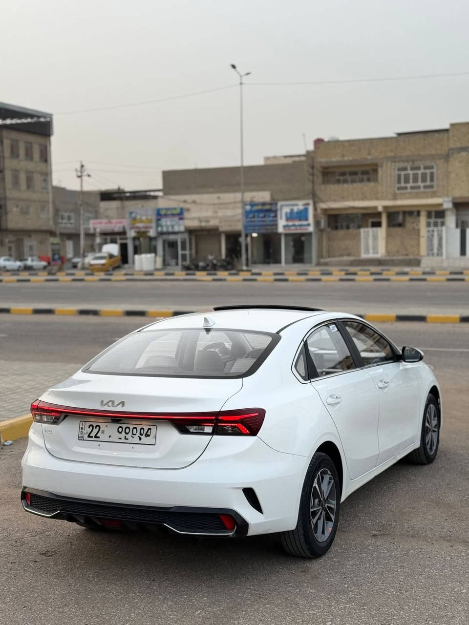 السلام عليكم للبيع للبيع K3 موديل ٢٠٢٤ فول مواصفات ١/١
بيها بارد شبر بلجاملغ الامامي سياره حديده بمعنا الكلمه 
ماعايزه شي مال جناي رقم اربيل وكاله وتحويل مضمونات 
مكاني نجف كوفه شارع المطار يم جوهره العرب  
سعر ١٣٤ وبيها مجال 

***********
