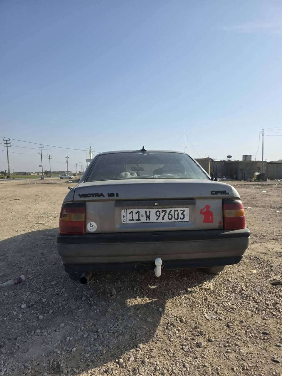 فكتره موديل 92محرك 1600بي تنقيص  كير مكفول  حداديه جديد كهربيات كامله رقم بغداد انكليزي سنويه28سعر 25بيه مجال شي قليل  *********** مكان بغداد  او فلوجه
