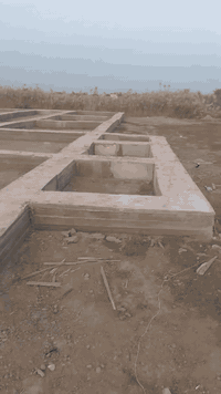 دونم زراعي ناحية الفضلية منطقة الكوت الغربي  فيه بتلو مكون من خمس غرف وصالة وديوانية وكلدور.  متوفر كهرباء واسالة ماء وامبير  تلفون *********** ابوفاطمة
