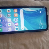 موبايل هواوي y9s بيه فطور بالظهر مبين بالصور  الباقي كله فول نظافه ذاك...