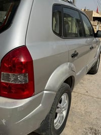 سياره توسان موديل ٢٠٠٩ خليجي الاستفسارع الرقم  ‭٠٧٨٠ ٥٣٣ ٥٩٢٦‬