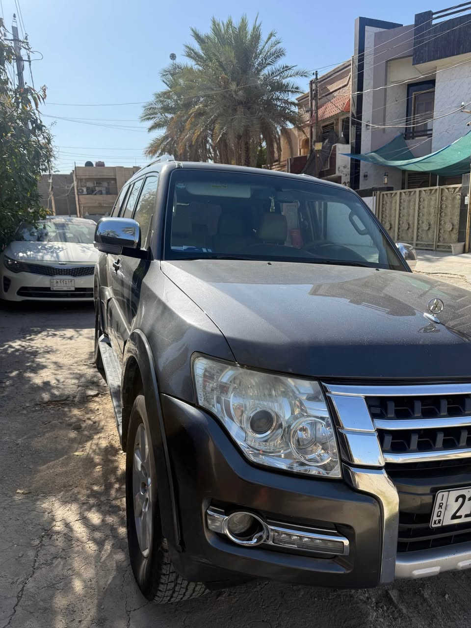 السلام عليكم 👋🏻
باجيرو خليجي موديل 2018 ☑️
رقم سليمانيه
 بيه صبغ 3 قطع جاملغ امامي + جاملغ خلفي وباب خلفي
 مكينه 6 سلندر 3500✅
ماشية 120 الف km
السياره بيها عازل
مكانها. الدوره جمعية خير الله
السعر 178
📞***********
جاهزه السياره مكينه كير كفاله
 بس شرط التحويل ⚜️ بغداد, العراق
