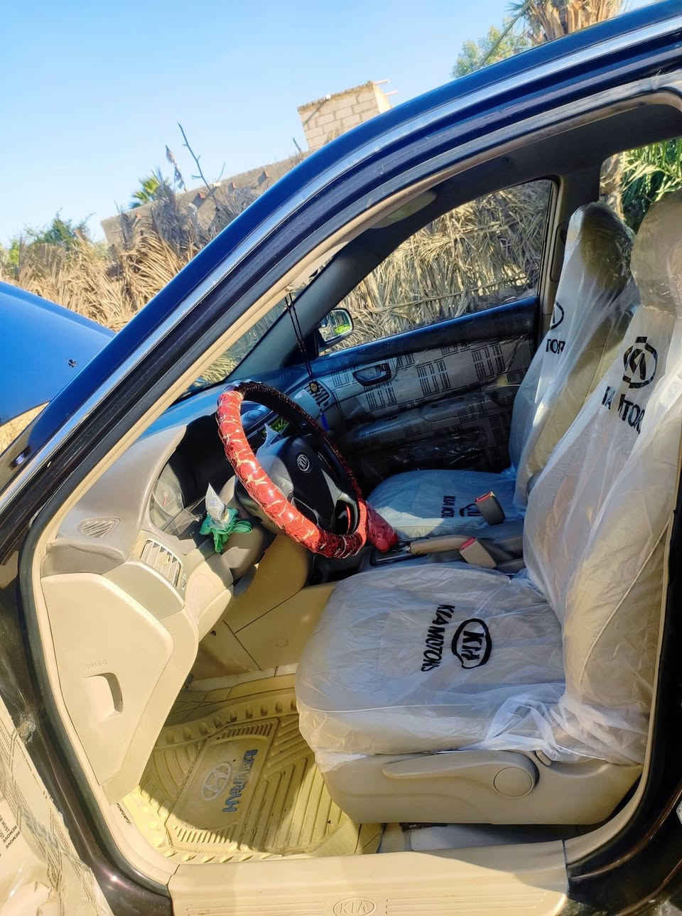 سلام عليكم سياره موديل 2009 سياره جاهزه من كلشي. مصبوغه صبغ عام جماليه فقط السعر خاص الدوانيه قضاء الشاميه. باقي التفاصيل اتصال ع الرقم ***********
