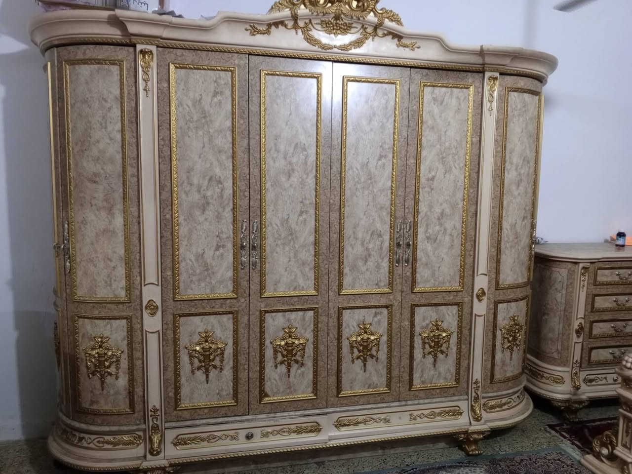 غرفه مصريه تكمه السعر ٨٠٠ ناس مستعجله علا البيعه المكان ميسان حي العسكري الشراي يراسلني ونطي رقم راعيه


**إذا كنت صاحب هذا الإعلان وتريد حذفه لأي سبب، رجاءا أرسل رسالة إلى الدعم الفني**