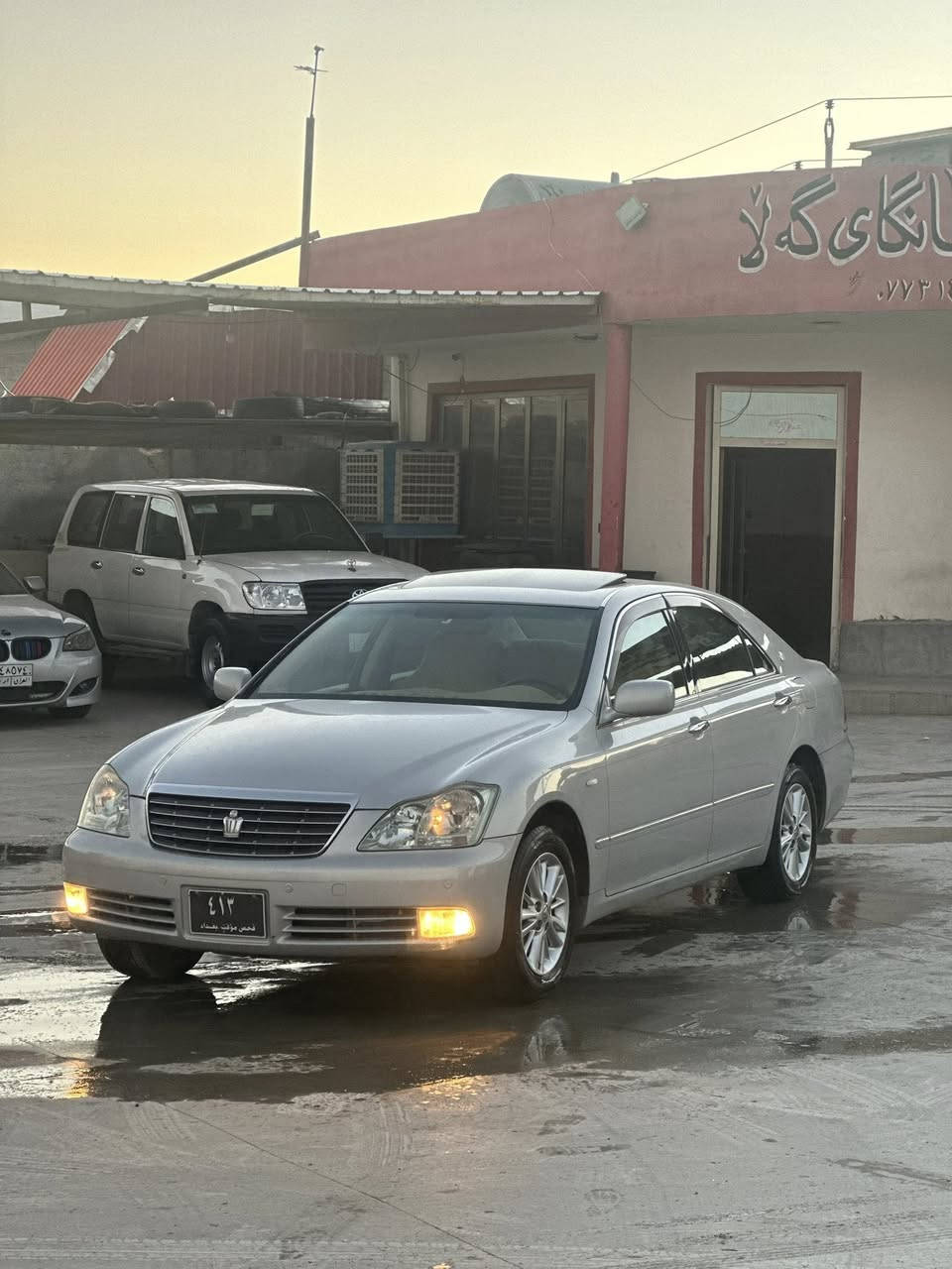 Shahina 
شاهینە 
سەیارەکە ساخە
مەکینەو گێڕی بچوک بە بچوکە 
سڵایدە
ئاوێنە کارەبای
٤ تایەو ویلی تازەی لە سەرە
تەبریت ساردو گەرمی بەسراوە 
سپێری دا نەگیراوە 
سەیارەکە بۆیاخی نیە
سەیارەکە یەک هەزاری مەسرەفی تیا نیە 
دەعامی بۆ دەعامی بە شەرت
نرخ ٧٧$ گەڵاو مەعامەلە
بۆ زانیاری زیاتر پەیوەندی بکە بە(***********)
