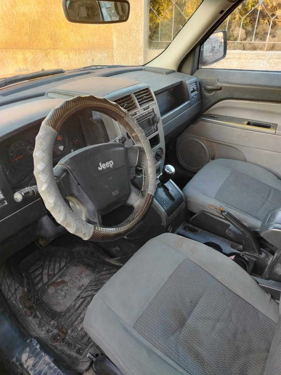 جيب باتريوت موديل 2007 للبيع السعر ٦٥ مكان ديوانيه ***********
