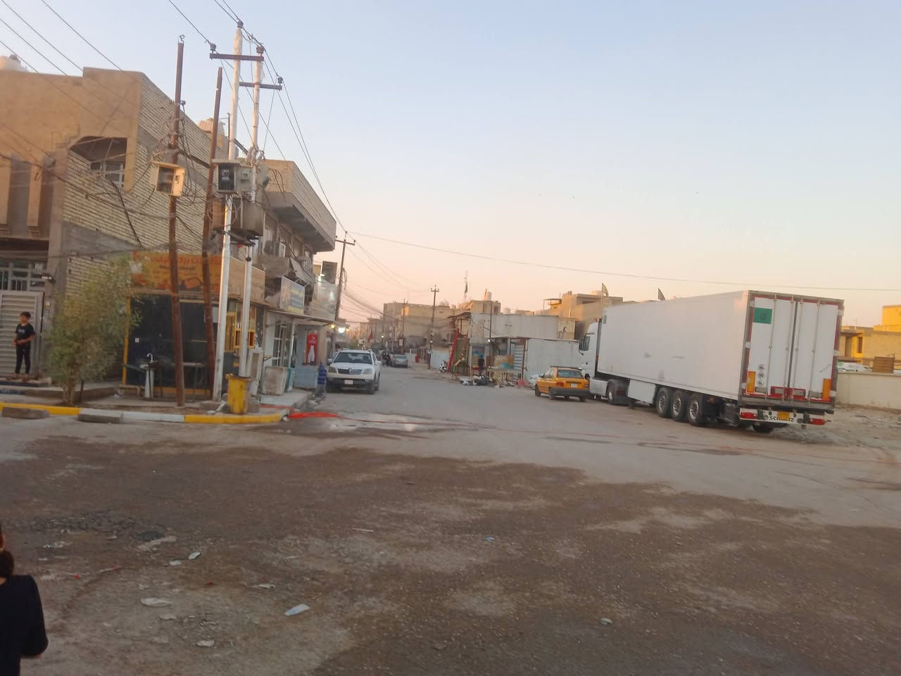 دار للبيع،، مساحة 100*5 طابقين للمعلومات اكثر ( ***********
