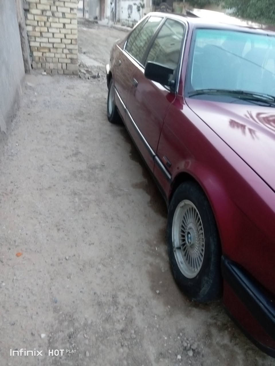 بي ام ٧٤٠ اصل ٧٣٠ موديل ١٩٩٣ مكينه وكير حداديه تخم تأير تبريد سمكره وصبغ عام منفوضه من الدعايه لدعاميه ترايك ٢٦٠ وين ميعجبك سنويه صاقطه وكاله عامه باسمي تريد احولك اني تريد اوصلك للمالك فتحه مرايا منفصل داخل جلد كهربائيات كله شغاله السعر ٧٠ وبيها مجال قليل  صارلها عندي ٤ سنوات والي معجبه السعر اتشرف بيه والسوك كلشي بيه وتحياتي للجميع الاتصال ***********

