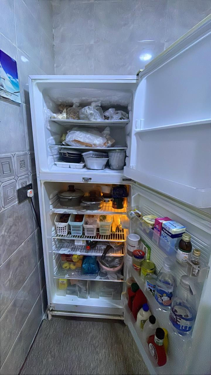 ثلاجه سونيك ١٨ قدم
٢٠٠ الف بي مجال
***********
