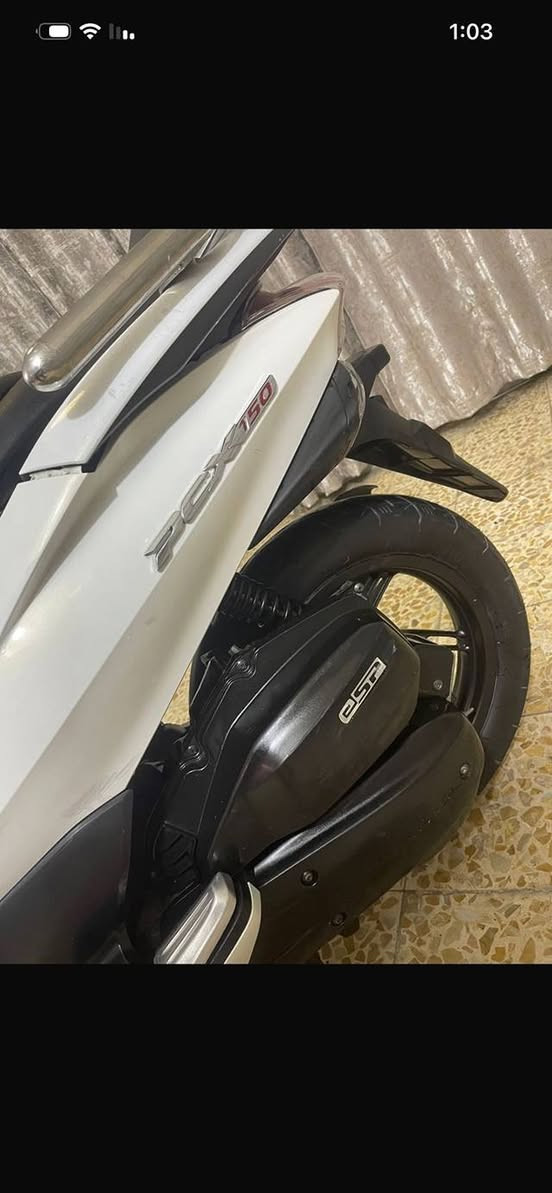 سلام عليكم pcx جيل اول ياباني 🇯🇵
دراجه جديده  
ماشيه 25الف 
كفاله عامه كفر ومكينه وجيب وياك فيتر وافحص كله بلادي
حساس ستان حساس زدحام اشاير كله شغاله 
مكينه 150 
السعر 11ونص  مكاني الامين الثانيه .
رقمي ***********
