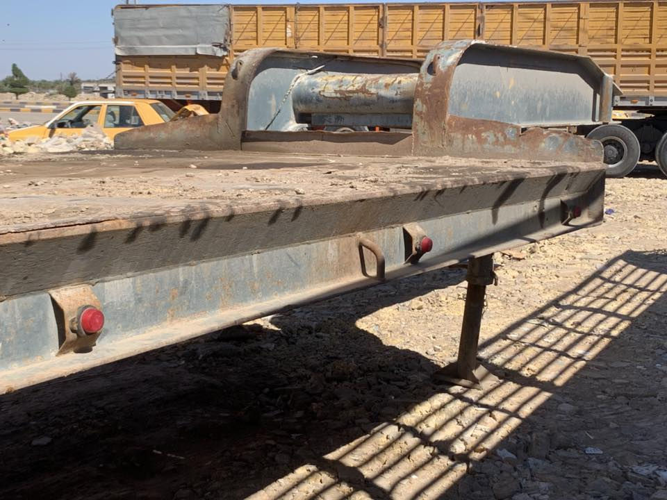 السلام عليكم عربانه لودر الالماني للبيع نظيف العرض ٣,٢٠ والطول ٧ امتار رمباته جدد وشاصيه مكفول لودر نظيف مكاني العمارة للاتصال 
***********
