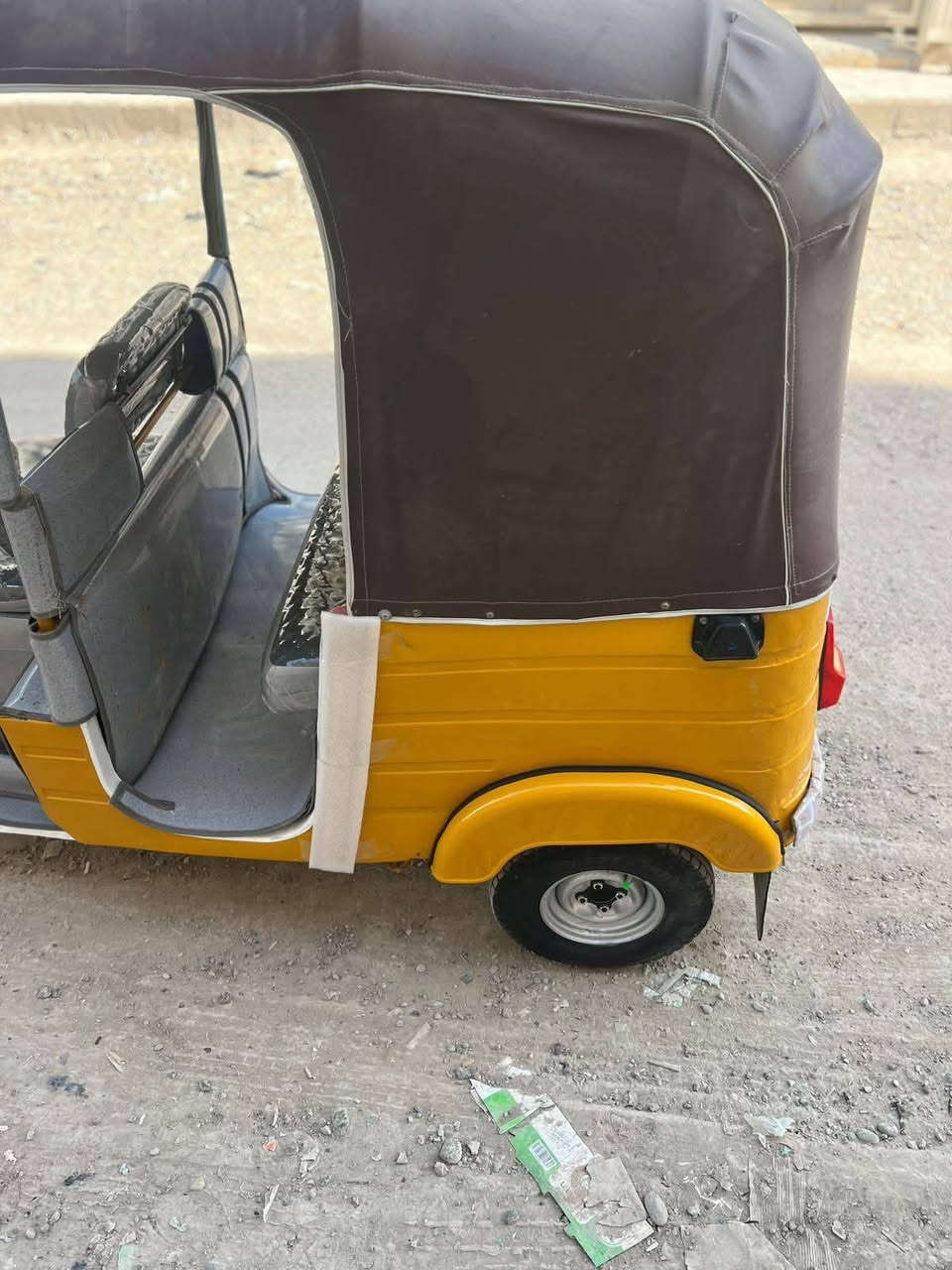 سلام عليكم تكتك لبيع لموديل 2018 شهر 11 تكتك حلوه وخير من لله.مكينه عشرين اوراق كاملات تكتك كامله كبل لشغل سعر 3ملاين وبيهه مجال لمكان بغداد بياع رقمي *********** اتصال فقط
