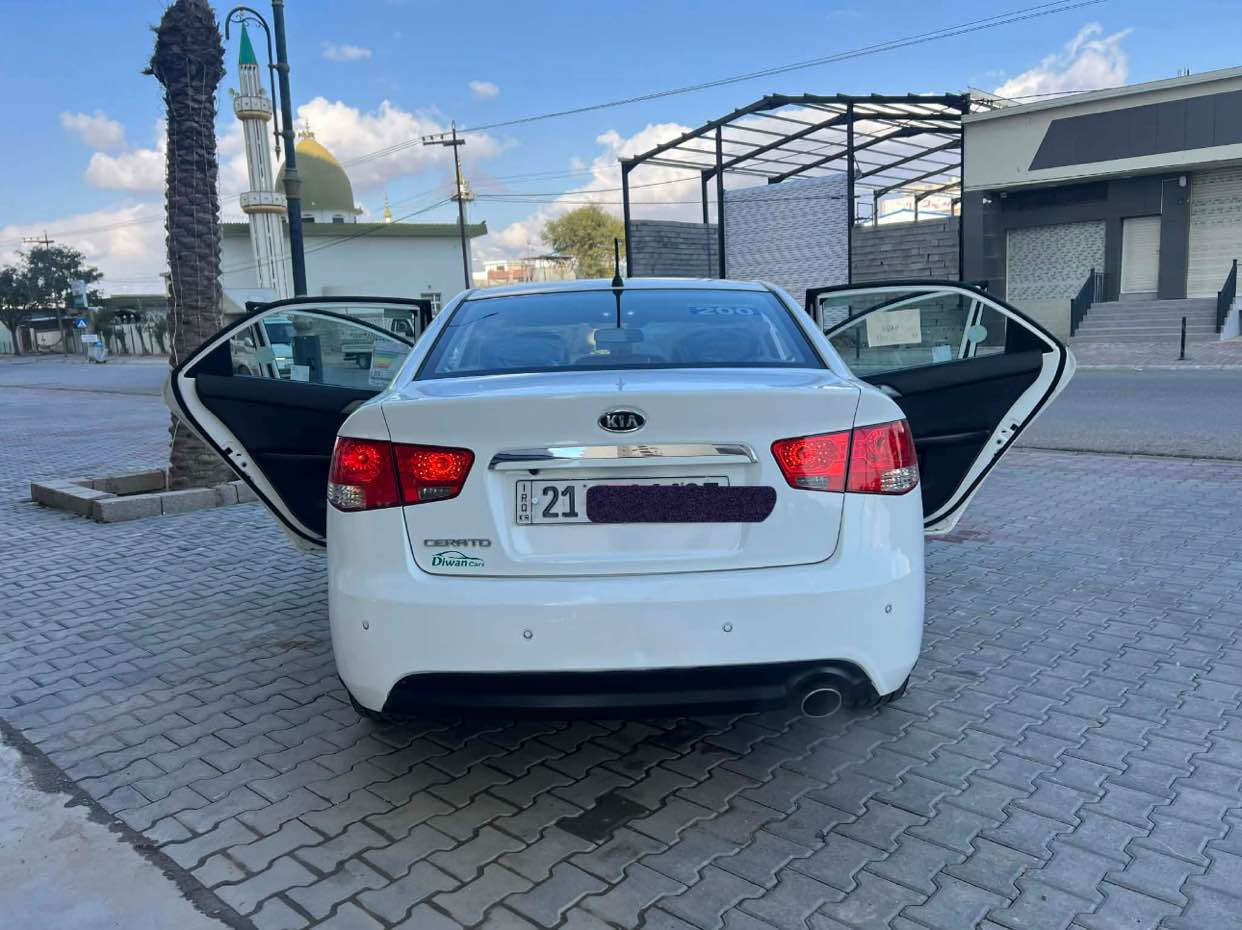 كيا سيراتو خلجي2013
محرك4سلندر
بيع نقد بدون اقصاط 
موبايل***********
موصفات 
ويل كروم حجم17
مرايه شقت+اشاره بل مري
تبريد لمس
شفتات استيرن
تحكمات استيرن+بلوتوث
كير اوتماتيك6نمره كير سپورت 
يدات نيكل
داخل ماروني
بلاجكتور
حساس خلفي
تخم تاير صدرها بطاريه جديد كهرهربائيات تبريد تدفئ بشرط 
محرك بشرط لا صوط ولا بخار
سنويه 2030لوحه هزه براد جديد بسمي
بيها مكانين تكحيل كارت بدون صبع بدون ضرر بدون فتح بدون تبديل
مكان سياره كركوك*********** كركوك, العراق
