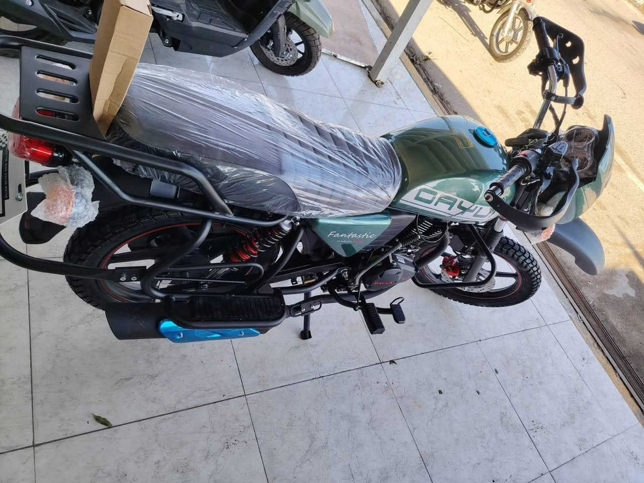 *********** ***********
