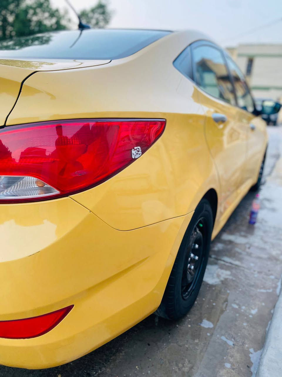 السلام عليكم اكسنت١٥ أمريكي حادثهه باب السائق السعر ٨٣تلفون ***********/*********** العنوان الامين الثانيه
