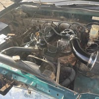 سياره بيكم صيني دادي للبيع السعر 32 $ وبيها مجال   السياره سنويه بأسمي...