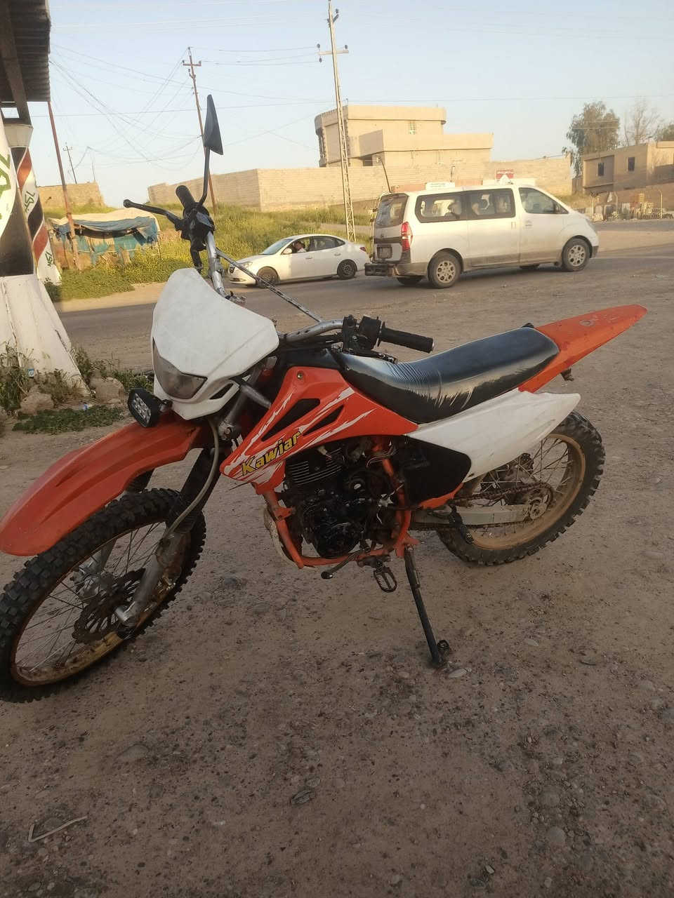 سلام عليكم
موطور قفاز كاوير موديل 2024
محرك 250
سعرو 650 يرهم مرواس 
رقم الهاتف ***********
