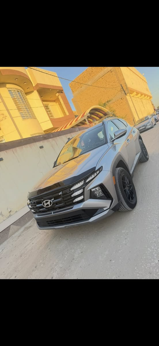 سلام عليكم للبيع توسان 2025 فول موصفات عدى الفتحه باسمي السياره وحادثه جدآ بسيط فقط قبق جنطه حتى دعاميه نفسه بدون ايرباك بدون دواخل سياره بعده على وضع شركه ماشيه 7 تلاف  بعده زيرو محرك الفين ونص كير تعليك شاشه دجتل متصل كار بلي تبريد قطعتين  تبريد بيانو بيه عده وضعيات قياده بصمه كراسي كهرباء اوتر بارك وهولد ومانع انزلاق تدفئه كشنات واستيرن  تحديد مسار قياده ذاتيه تشغيل عن بعد شاحن لا سلكي ردارات امامي خلفي جانبي  بريك عند الطورئ نقطه عمياء وبيه بعد موصفات هواي سياره جديده بمعنى الكلمه وبعده زيرو وبل عافيه على الي ياخذه اتصال على رقم تالي ***********
