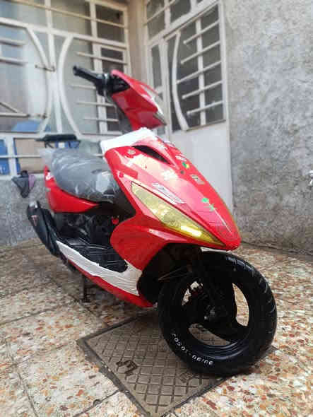 سلام عليكم 
دراجة ماكس مضلع 
الدراجة فول نكرة سلف 
كله شغالة نكرة سلف هندر كهربيات 
بيه كلج رياضي شلعة معدل دراجة تخبل 
اصل ياباني صالنصة رياضي ليت عدسة دشبول رياضي 
مكان بغداد السعر 525وبيه مجال حك الجيه ***********
