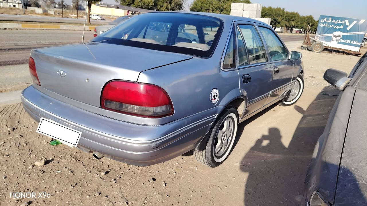 السلام عليكم  برنس  فراشه موديل 1996  رقم ديالى   سياره جاهزه    مصبوغه للجماليه فقط تخم تايرات جدد دواخل حلوه ونضيفه كهربائيات كله شغاله خير من الله محرك مفتوح1800 كير اوتماتيك  السيارة جاهزه ماعايزه اي شيء خير من الله السعر 35وبيه مجال المكان ديالى  بلدروز للاستفسار  
📞📞 ***********
