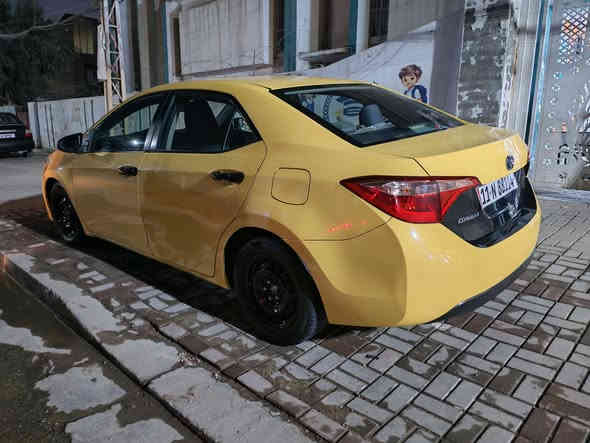 السلام عليكم كورلا ٢٠١٩ أمريكي للبيع سياره ماشيه ١٠٧ مصفره هيئه وغرامات وبااسمي رقم جديد حادثها جاملغ وبنيد وبيها بدايه شاصي ولغد بدايتهن فقط سياره بحاله جيده بدون نقص السعر ١٣٨ مكاني الدوره ***********
