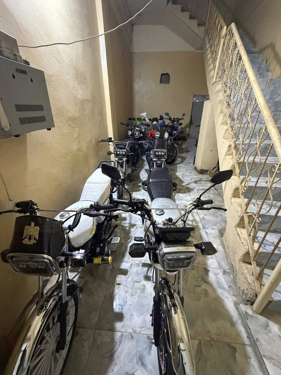 معرض القريشي ديالى بعقوبة قرية خرنابات المصداقيه عنواننا 😍***********
كلشي متوفر مرقم زيرو شنو الي تريده موجد سيفان بوكسر 👍
