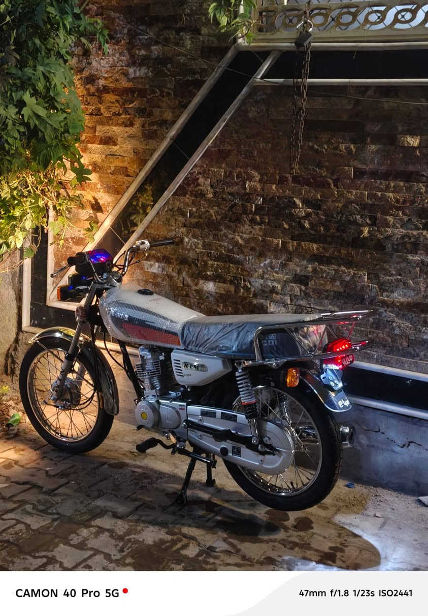 السلام عليكم
نامه امتياز موديل 27 صارله 3 ايام من طالعه معرض بعده الدراجه ع السحك ما مسحوكه السعر خاص او اتصل ع الرقم 

***********

***********
