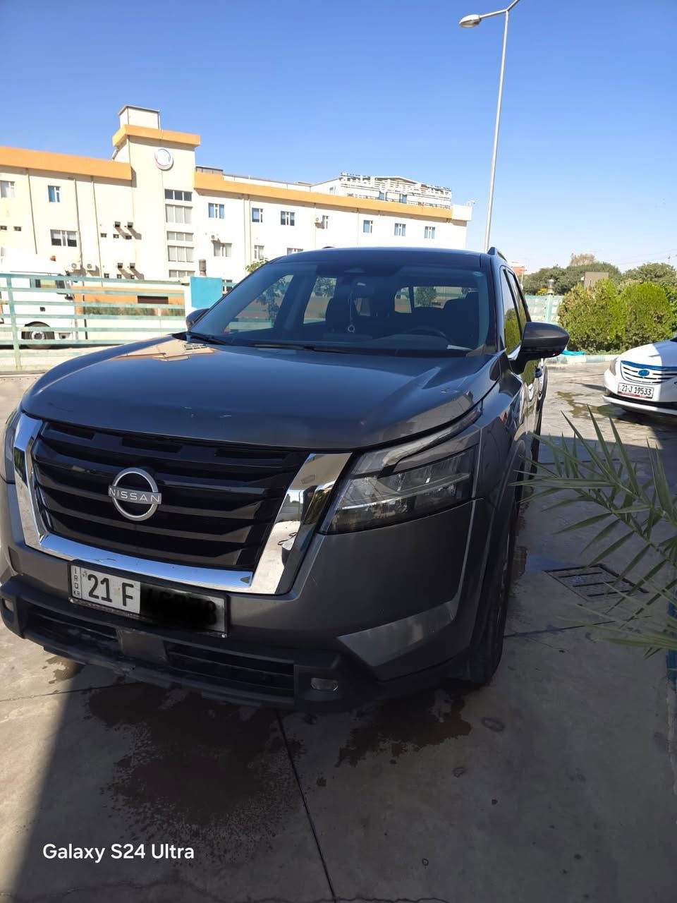 السلام عليكم نيسان باثفاندر 
موديل ٢٠٢٢ 
مواصفات SV 
١ قطعة صبوغ بونيد ايرباك ستيرن طاك مرجعي سستم
رقم السليمانية
رقم الشاصي 5N1DR3BA7NC216024
مكان كلار 
رقم الصاحب ***********
سعر ٢٣٠$
