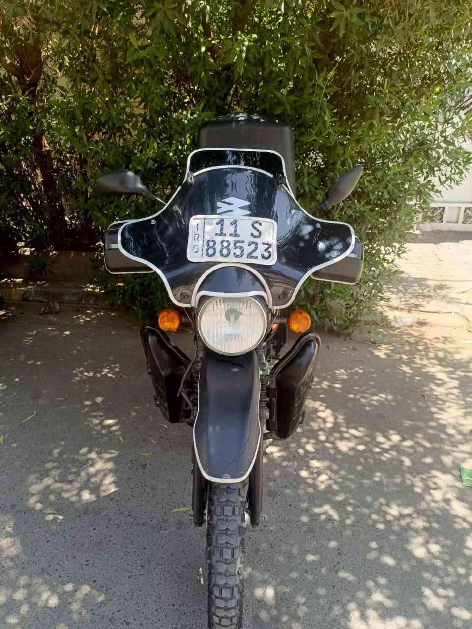 بوكسر للبيع موديل 23 مكفوله المكينه زيرو صالي شهرين ونص شاده زيرو السعر 2300 بيه مجال 
العنوان بغداد 
الرقم ***********
