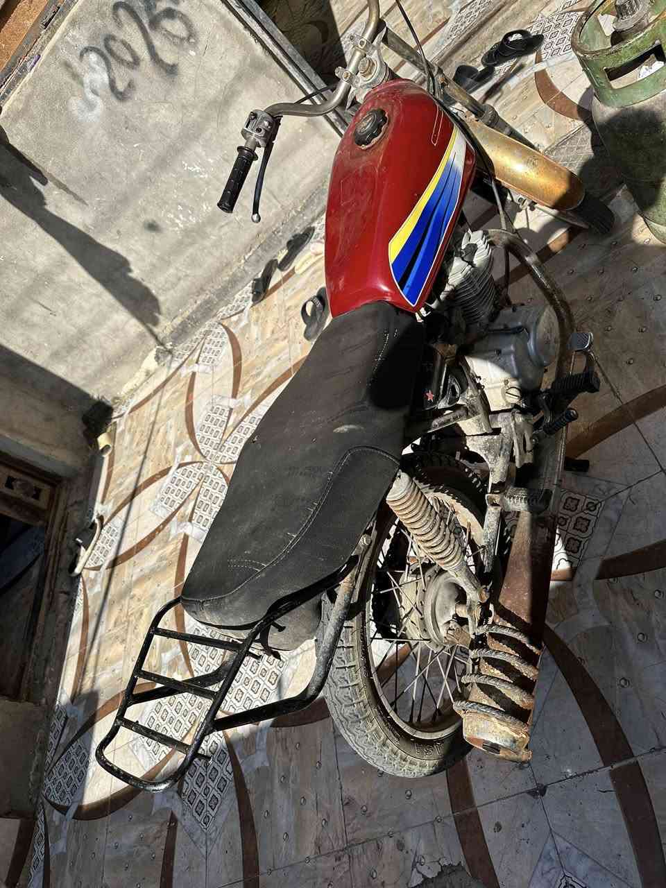 سلام عليكم دراجه نامه سعر 250 مكان. بصره قبله بحي مهندسين***********
