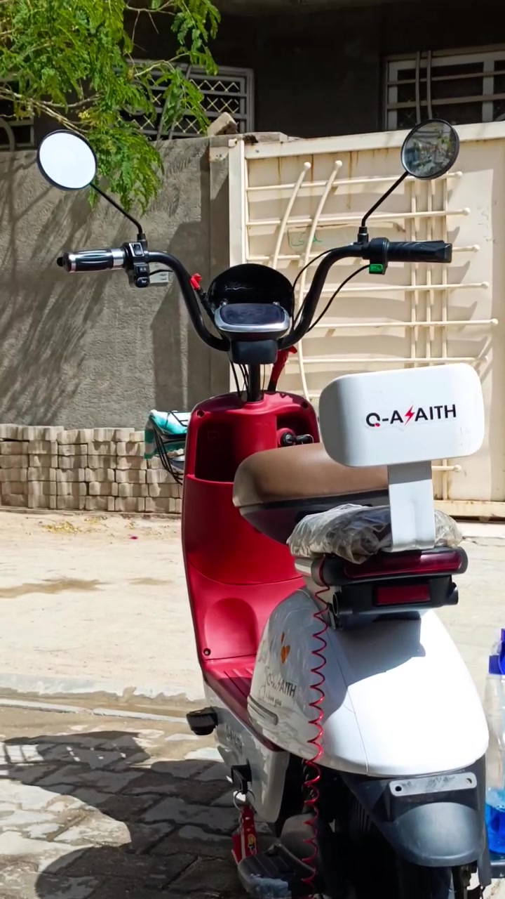 السلام عليكم باسكل شحن حجم 14فول مواصفات بصمتين وسويجين وكارتين وبي قفل تاير لايت زنون اشاير يمنه يسره هورن شغال دواسات اماميه  وخلفيه  كهربائيات كله شغاله بطارياته 4 جدد وبي 4 سرع سرعته 90 حقيقي45 السعر 300 وبي مجال العنوان كربلاء للاستفسار


**إذا كنت صاحب هذا الإعلان وتريد حذفه لأي سبب، رجاءا أرسل رسالة إلى الدعم الفني**