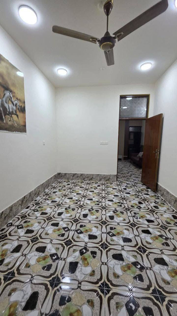 دار للبيـــــــــــــع المساحة ١٥٠م واجهه ٧م طابو صرف طابقين العنوان الفرات شارع شركه حمو رابي يم أسواق الجوهره 
الاستفسار اتصل وتساب ***********
