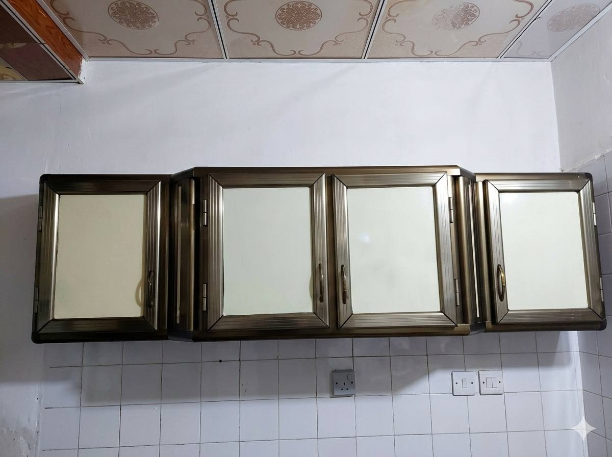 كاونتر 4 قطع للبيع 
سعر 400 و بيه مجال + ما عدي توصيل


**إذا كنت صاحب هذا الإعلان وتريد حذفه لأي سبب، رجاءا أرسل رسالة إلى الدعم الفني**