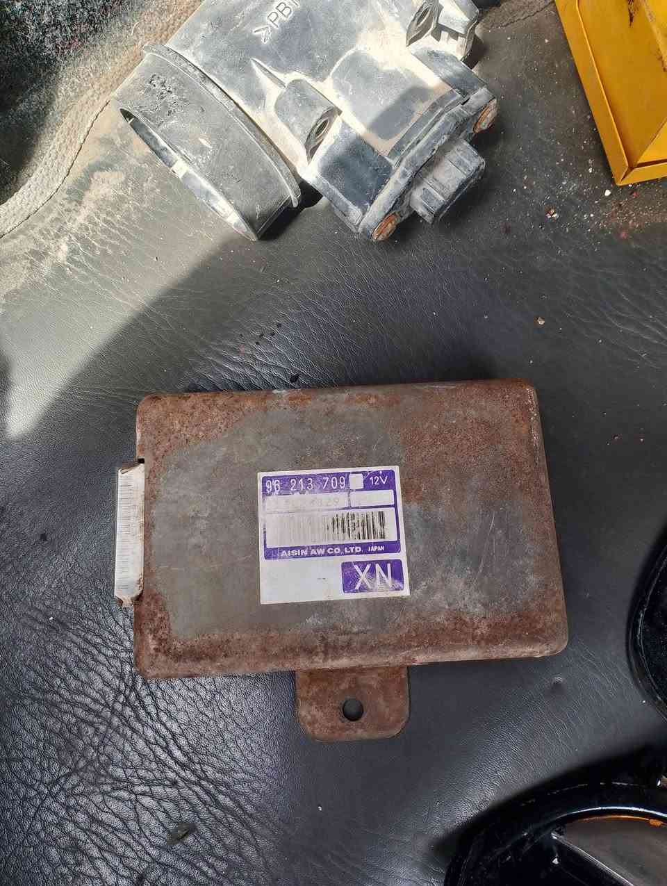 يدات برنس تخم 80 الف بس سائق 30 الف وصفحات الباقيه 20 الف  عقل كير ع شغل وضمان سعر 60 الف نوزلات تخم برنس ع شغل وضمان 25 الف *********** واتساب متوفر
