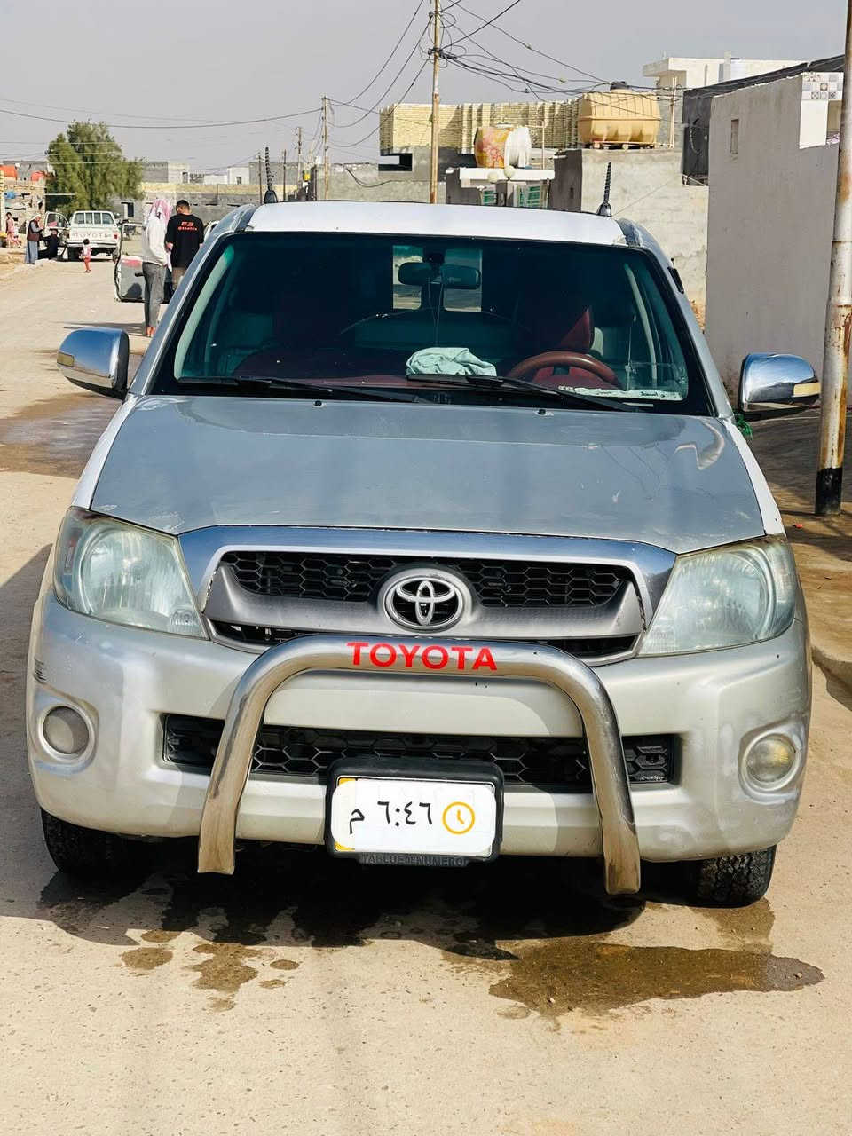 سلام عليكم سياره فلاونزه موديل 2011كفاله عامه مكان سياره ميسان رقم الهاتف(***********)(مكلف بل نشر)
