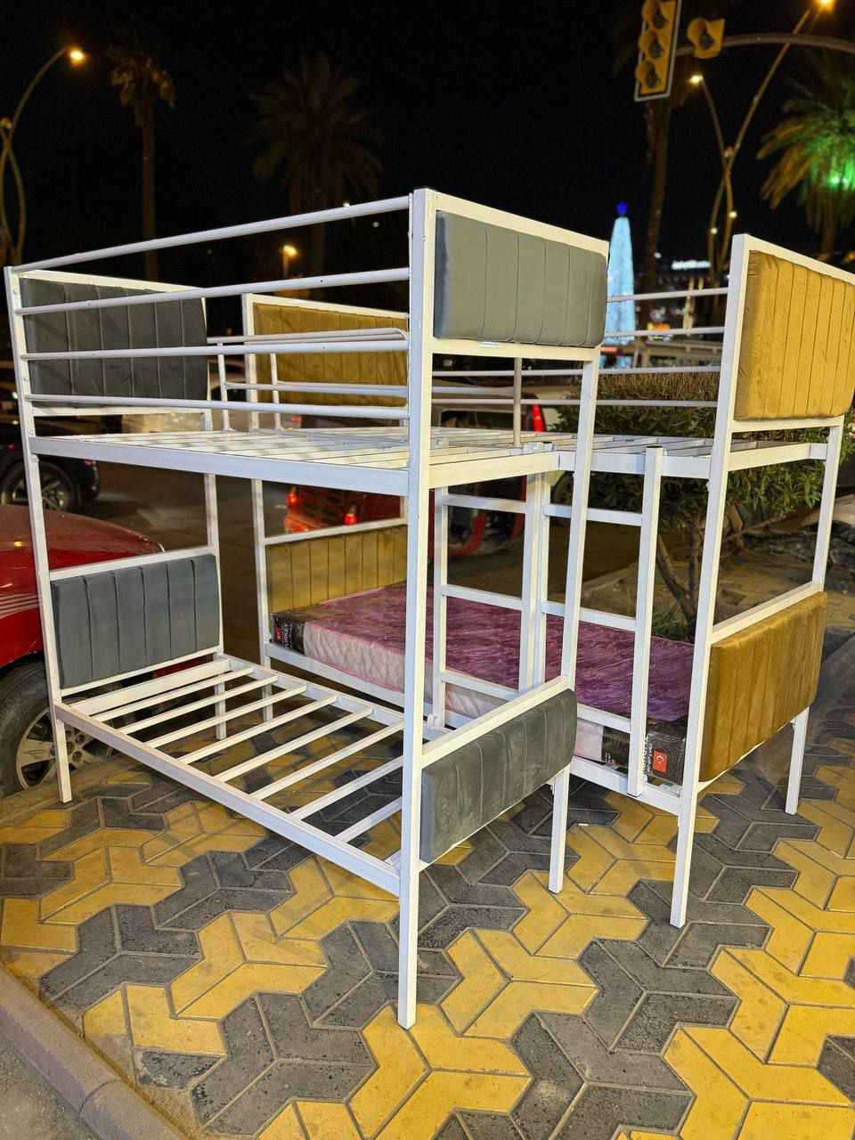 سرير حديد 3 طابق اسود او ابيض
ثلاث طوابق 
توصيل لجميع المحافظات بغداد, العراق


**إذا كنت صاحب هذا الإعلان وتريد حذفه لأي سبب، رجاءا أرسل رسالة إلى الدعم الفني**