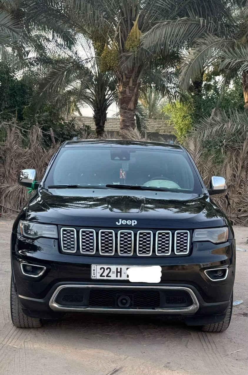 السلام عليكم جيب كراند لاريدو شيروكي موديل 20 SRT وارد امريكي أربيل رقم دولي مواصفات :
بصمة تشغيل +بصمة ابواب 
لون اسود ملكي 
دواخل جلد اسود ملكي 
كشنات كهربائي 
رادار امامي وجانبي
حساس خلفي 
توقف ذاتي 
شاشه حجم كبير 
شاشه دواره 
تحكم ستيرن 
لدات زنون 
تخم تاير جديد 
تبريد قطعتين فول 
مكينه 6 سلندر 3600 جديد 
جنطه ذكيه 
ماشيه حقيقي70الف 
حادث جاملغ امامي وبنيد بدون دواخل  
السونار  موجود بالمنشور 
بيع ومراوس حسب القناعه
العنوان   نجف الكوفه منطقة العباسيه 
رقم الهاتف    ***********
السعر اتصل وبيك خير وتدلل 
واسف على الاطاله
