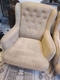 قنفات  عدد ٤  مستعمله  تركي فحص عل ضمان  سعر  ٣٠٠ الف  وبي مجال  مراسل...