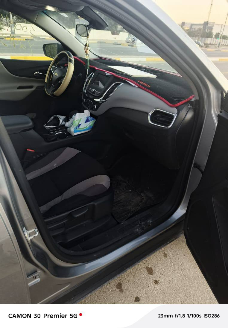 السلام عليكم
كوينكس ls 2024 دخول جديد 
ضررها  فقط الجاملغ الايمن مصلح بارد 
مواصفات معروفه
رادار امامي
رادار خلفي
حساسات خلفيه
كامره/كار بلي/اندرويد اوتو
تشغيل عن بعد
بصمه ترحيب
تبريد قطعتين
ماشيه35 الف 
سعر 157 مكان السياره كربلاء
للستفسار اكثر اتصل 
*********** كربلاء, العراق
