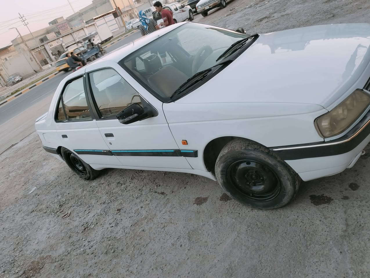سلام عليكم مرخصت الادمن هاي سياره حلوه ونضيفها كبال  عينكم سياره جاهز كبل لشارع ماعايزه برغي مال واحد هلا باب الله بيجو 405 نميس جاهزه موديل 13 رقمها نجف اكعدك ويا راعيها مداور ثاني يوم العنوان نجف وهذا رقمي وبي واتساب هم *********** 
السعر 42 وبيها مجال قليل
