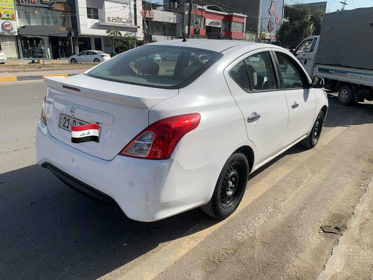 للبيع سني هندي بليته زركه المرغوب خليجي موديل (2021) رقم سليمانية الجديد بسم شخص تحويل او وكاله مباشر مواصفات مري كهرباء جام 4 كهرباء تبريد قطعتين شاشه وكامره تحكمات استيرن سيارة مكفوله من الصبغ فقط الدعاميه الاماميه مبدله اصليه وبيها مكانات بارد كما مأشر عليه ( العنوان /بغداد العامرية / السعر (113$) ورقة وبيها مجال )الاتصال عالرقم فقط غير متواجد عالفيس (***********)
